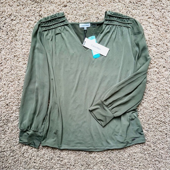Calvin Klein Tops - NWT Calvin Klein Green Blouse XL New Women’s Top